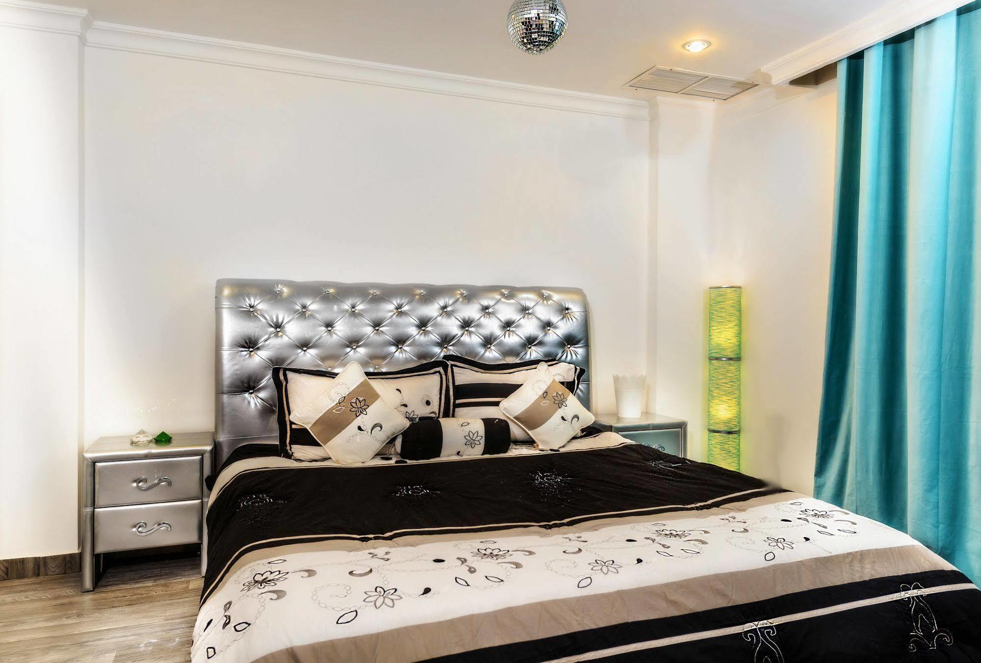 Bravo Royal Hotel Suites Kuwait City Eksteriør bilde