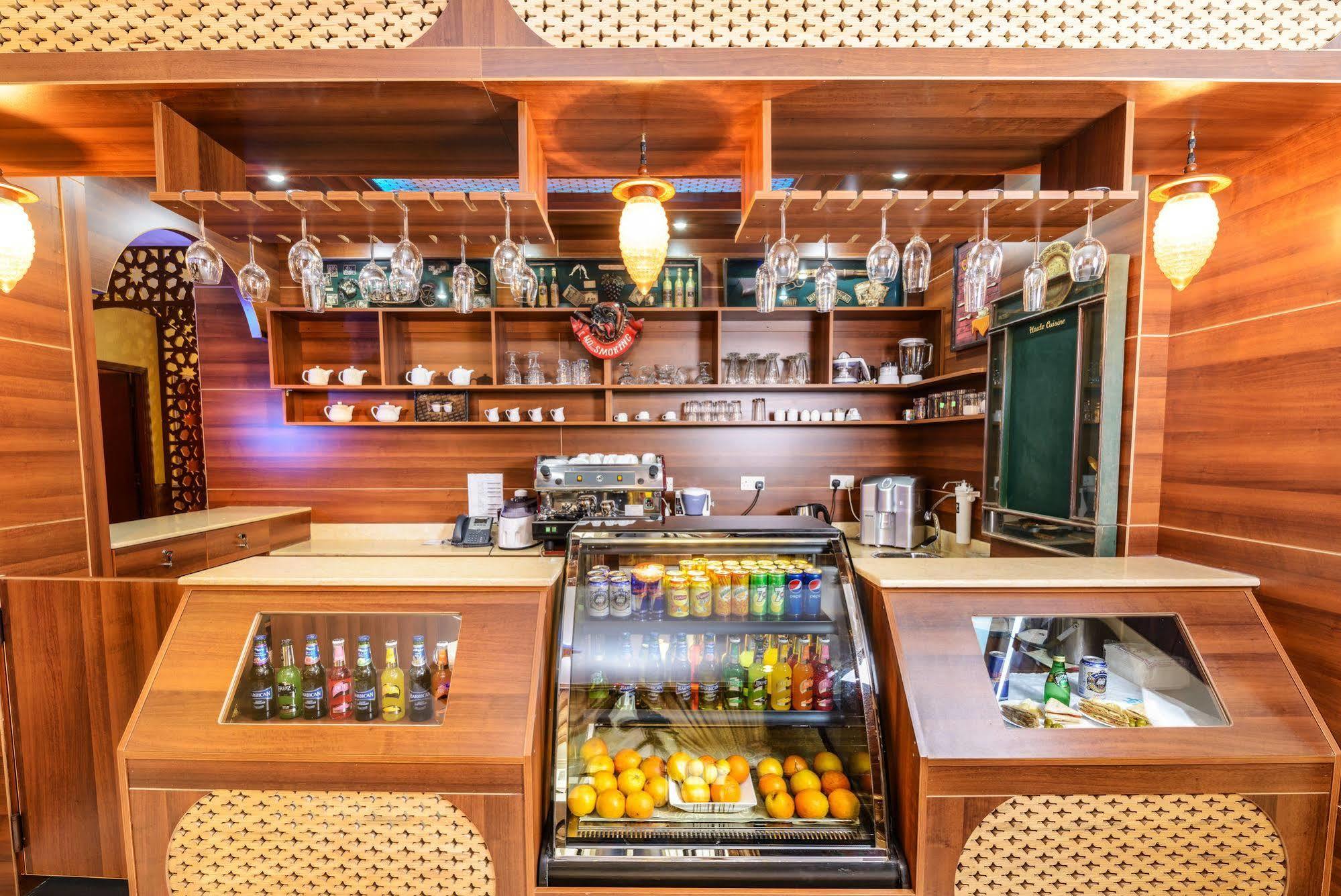 Bravo Royal Hotel Suites Kuwait City Eksteriør bilde